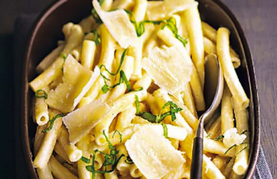 Macaronis Featured