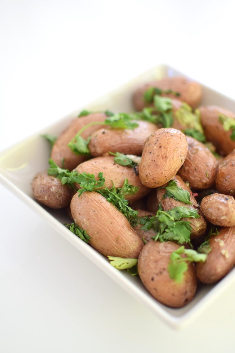 Les grenailles à la coriandre | Pommes de Terre | LovaLinda | Blog Cuisine Recettes Entrée Plat Salade Brunch | Photographie