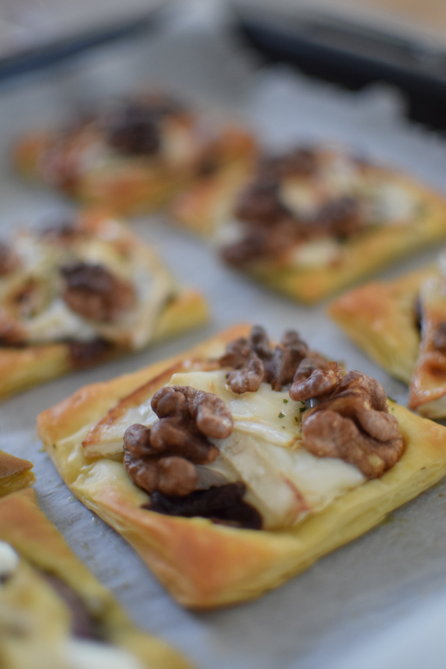 Les tartelettes chèvres noix miel | LovaLinda | Blog Cuisine | Recettes Apéritif Entrée Plat | Photographie