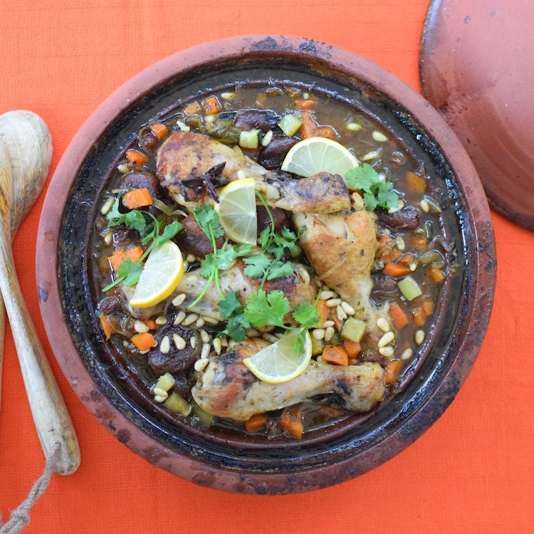 Le tajine poulet aux abricots secs | LovaLinda | Blog Cuisine Recettes Plat | Photographie