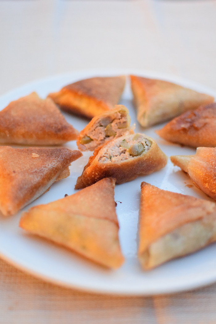 Les samossas au thon | LovaLinda | Blog Cuisine Recettes Briouates Apéritifs Ramadan