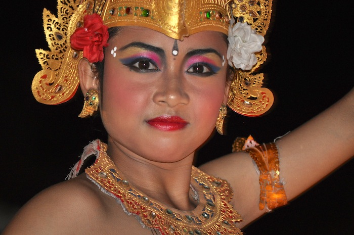 Lovalinda Bali Dancer Portrait