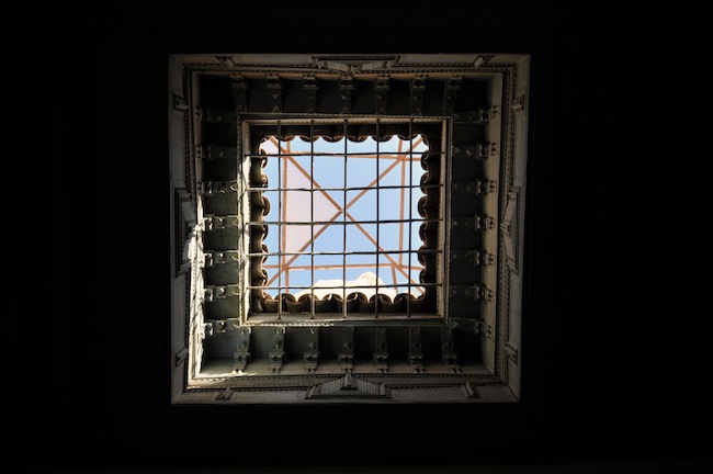 Les mille et une nuits à Marrakech | Lovalinda x Medina x Palais Bahia x Fenêtre