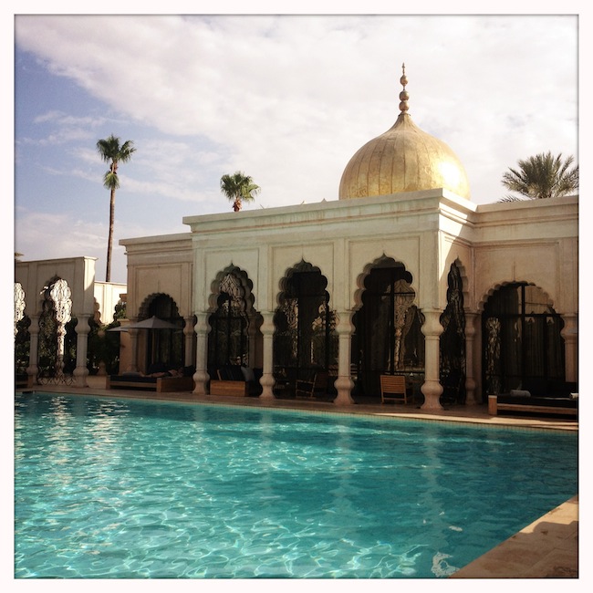 Les milles et une nuits à Marrakech | LovaLinda x Palais Namaskar x Swimming-Pool