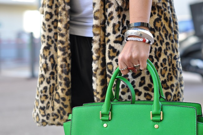 Le léopard se met au vert | LovaLinda x StreetStyle x Zara Leopard Coat x Michael Kors Selma Bag